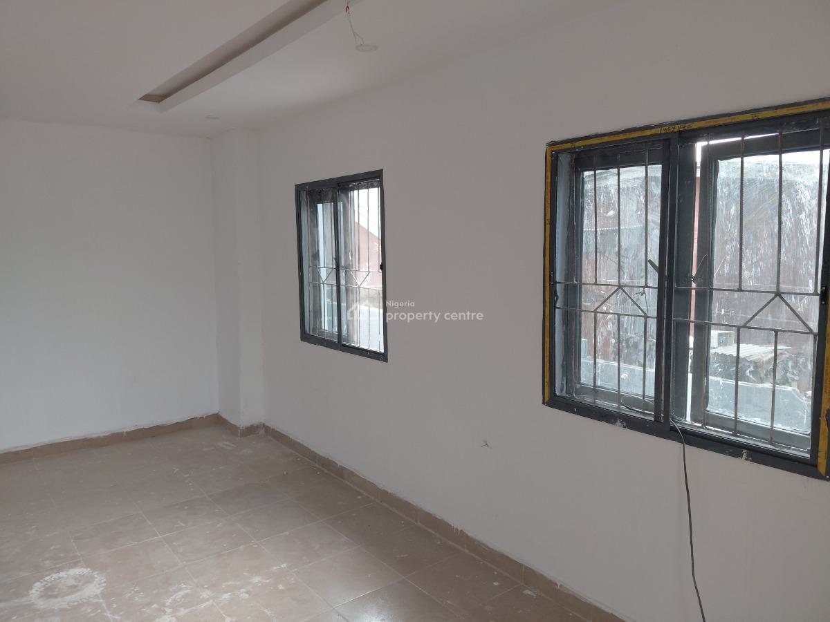 Descent 2bedroom Flat, Ibrahim Olowo Street, Alapere, Ketu, Lagos, Flat / Apartment for Rent
