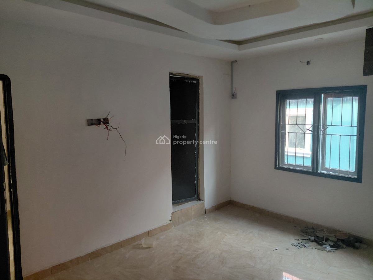 Descent 2bedroom Flat, Ibrahim Olowo Street, Alapere, Ketu, Lagos, Flat / Apartment for Rent