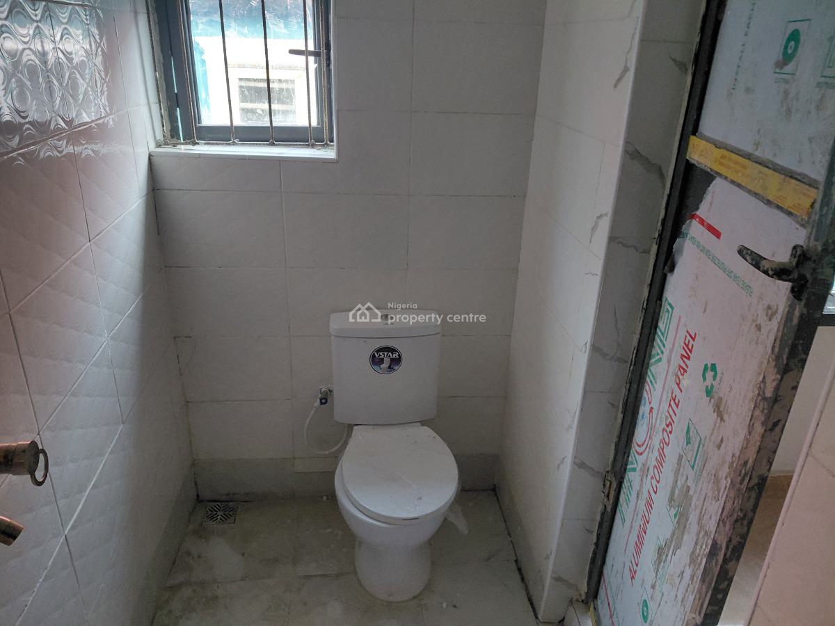 Descent 2bedroom Flat, Ibrahim Olowo Street, Alapere, Ketu, Lagos, Flat / Apartment for Rent