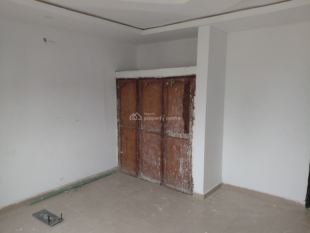 Descent 2bedroom Flat, Ibrahim Olowo Street, Alapere, Ketu, Lagos, Flat / Apartment for Rent