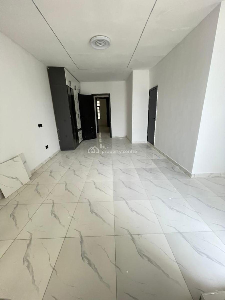 Modestly Finished 4 Bed Semi Detached Duplex with Bq, Ikota, Lekki, Lagos, Semi-detached Duplex for Sale