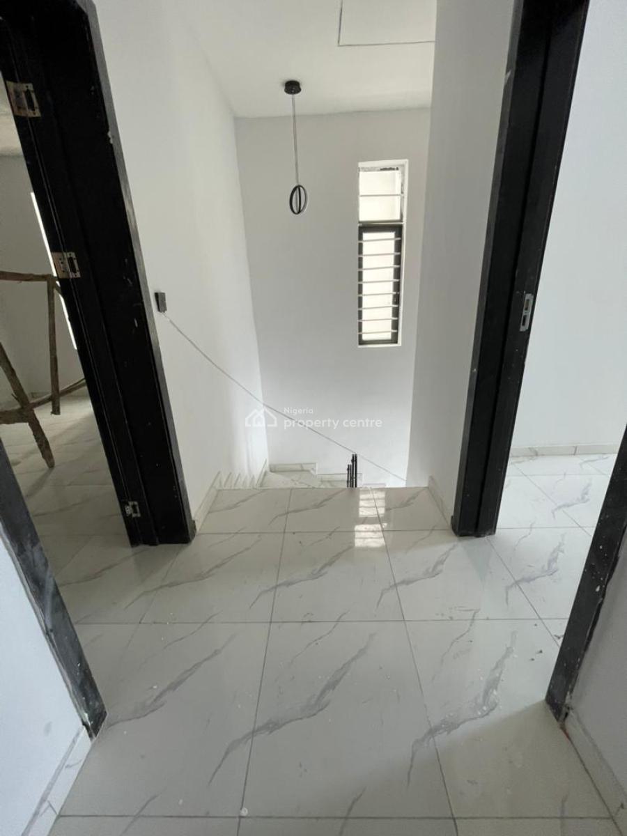 Modestly Finished 4 Bed Semi Detached Duplex with Bq, Ikota, Lekki, Lagos, Semi-detached Duplex for Sale