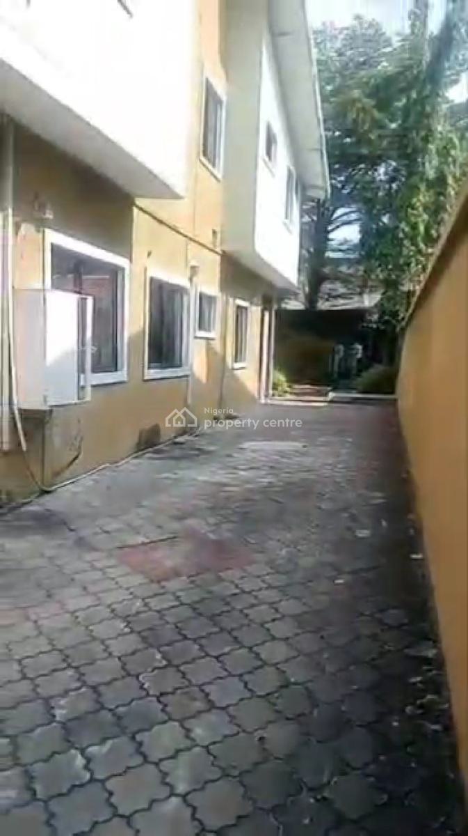 4 Bedroom Semi Detached Duplex with 2 Room Bq, Mobolaji Johnson, Lekki Phase 1, Lekki, Lagos, Semi-detached Duplex for Sale