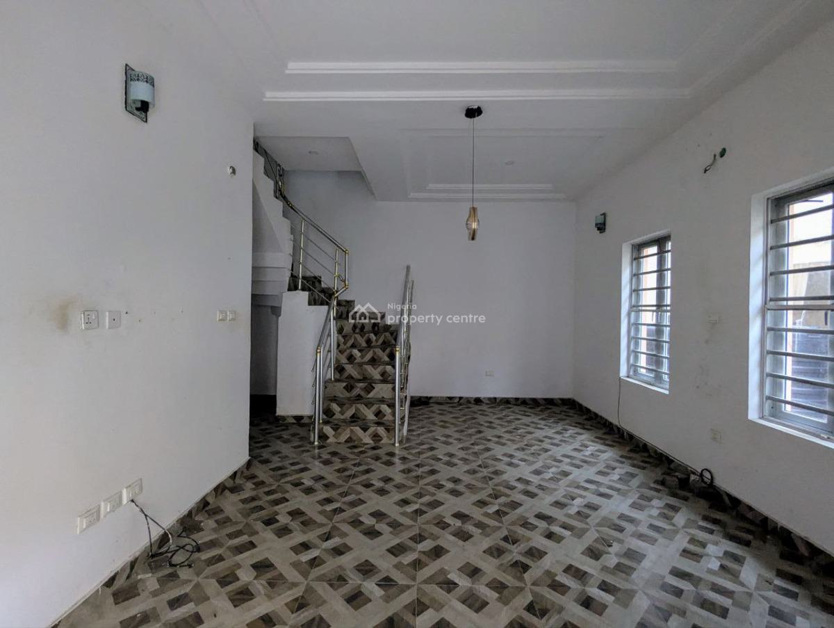 Good Deal: 3 Bed Semi-detached with Bq in a Gated Estate, Ocean Breeze Estate, Off Ologolo Road, Ologolo, Lekki, Lagos, Semi-detached Duplex for Sale