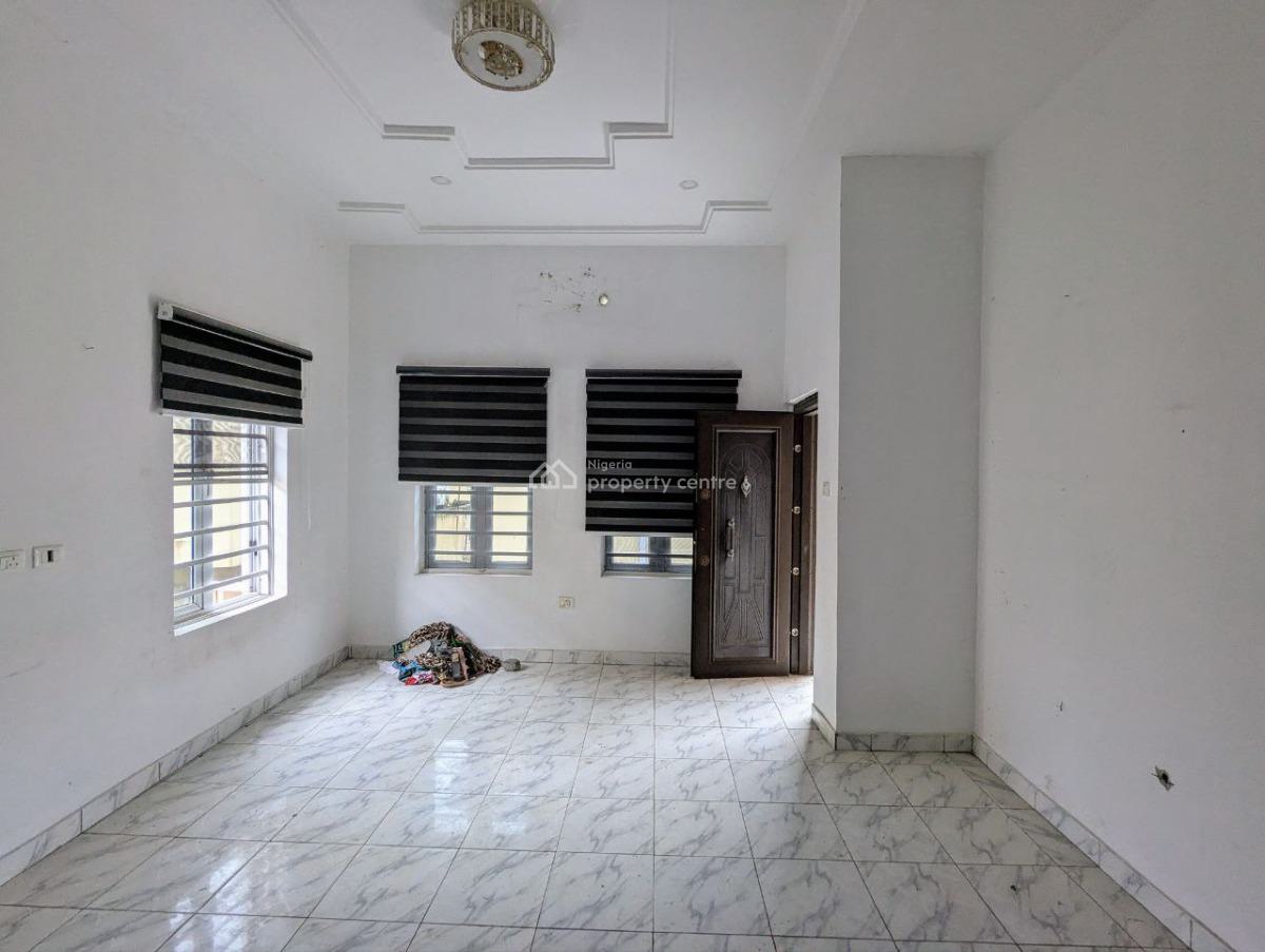 Good Deal: 3 Bed Semi-detached with Bq in a Gated Estate, Ocean Breeze Estate, Off Ologolo Road, Ologolo, Lekki, Lagos, Semi-detached Duplex for Sale