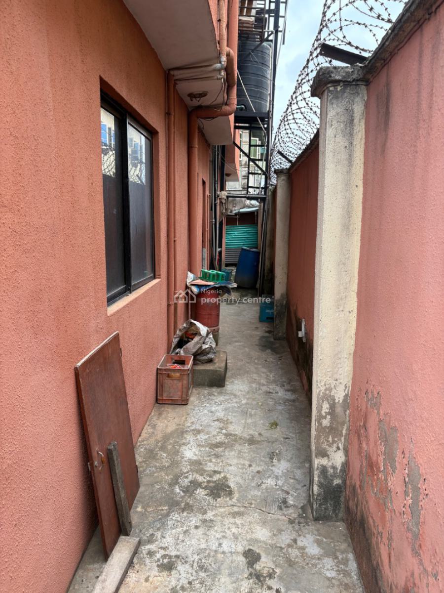 22 Room Fully Furnished Hotel = Restaurant +bar on Offer, Olarewaju Ariyibi Crescent Off Igando- Isheri Road, Igando, Ikotun, Lagos, Hotel / Guest House for Sale