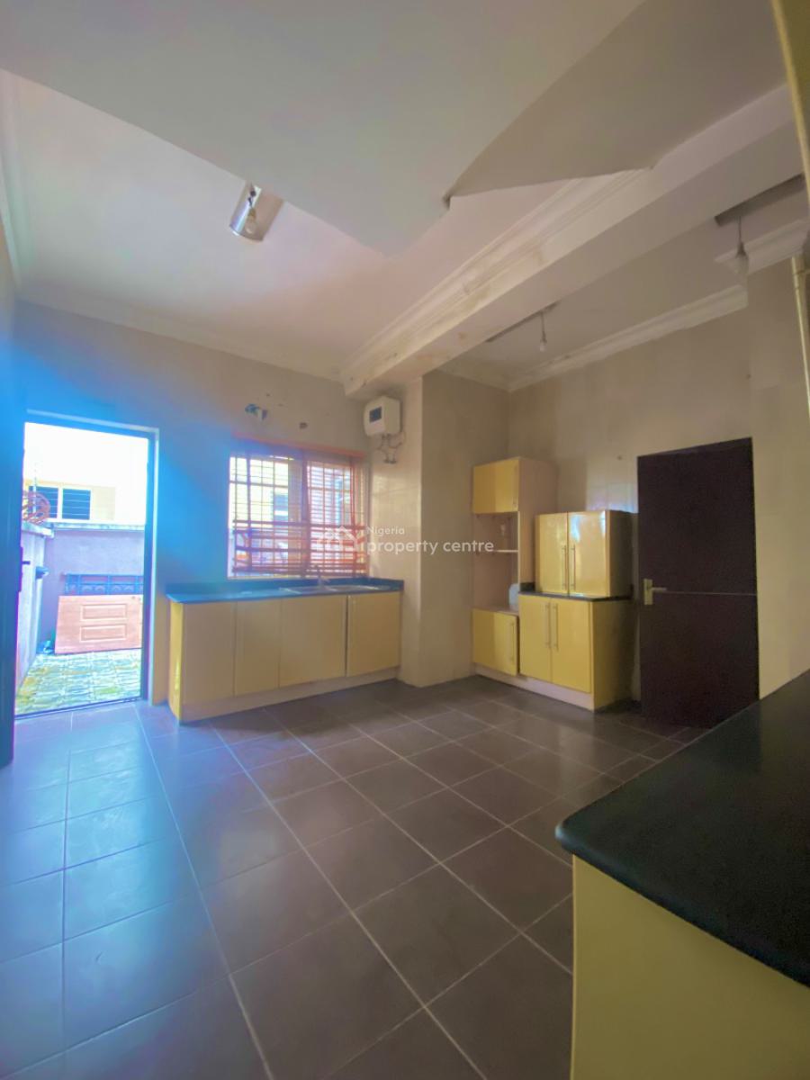 5 Bedroom Semi Detached Duplex, Lekki Phase 1, Lekki, Lagos, Semi-detached Duplex for Rent