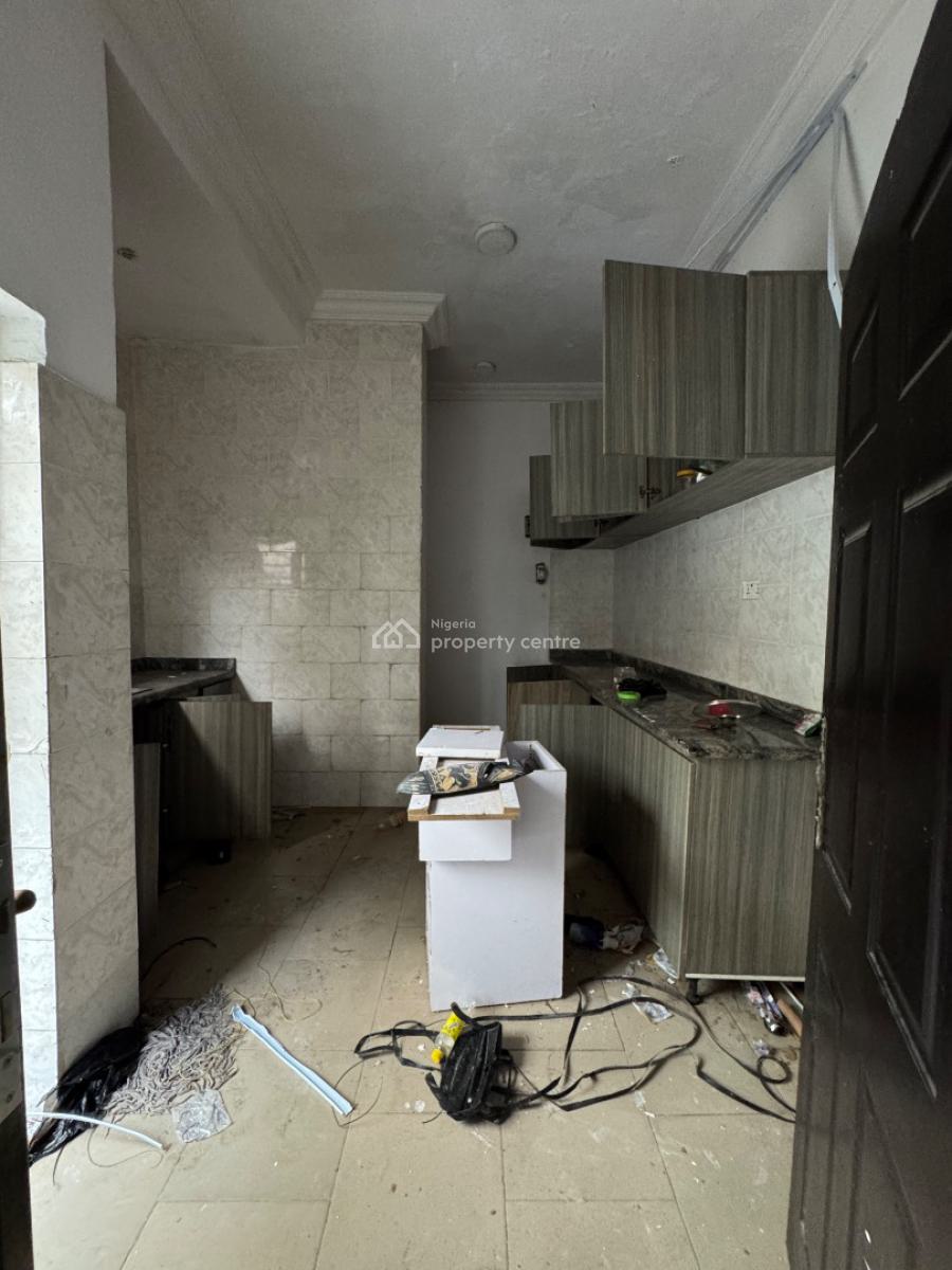 Renovated 4 Bedroom Duplex Terrace with Bq Secure Estate Band a, Orchid Road Before Round About, Lekki, Lagos, Terraced Duplex for Rent