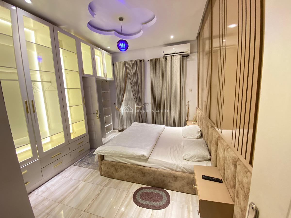 Stunning 4-bedroom Furnished Semi-detached Duplex with Bq, Osapa, Lekki, Lagos, Semi-detached Duplex for Rent