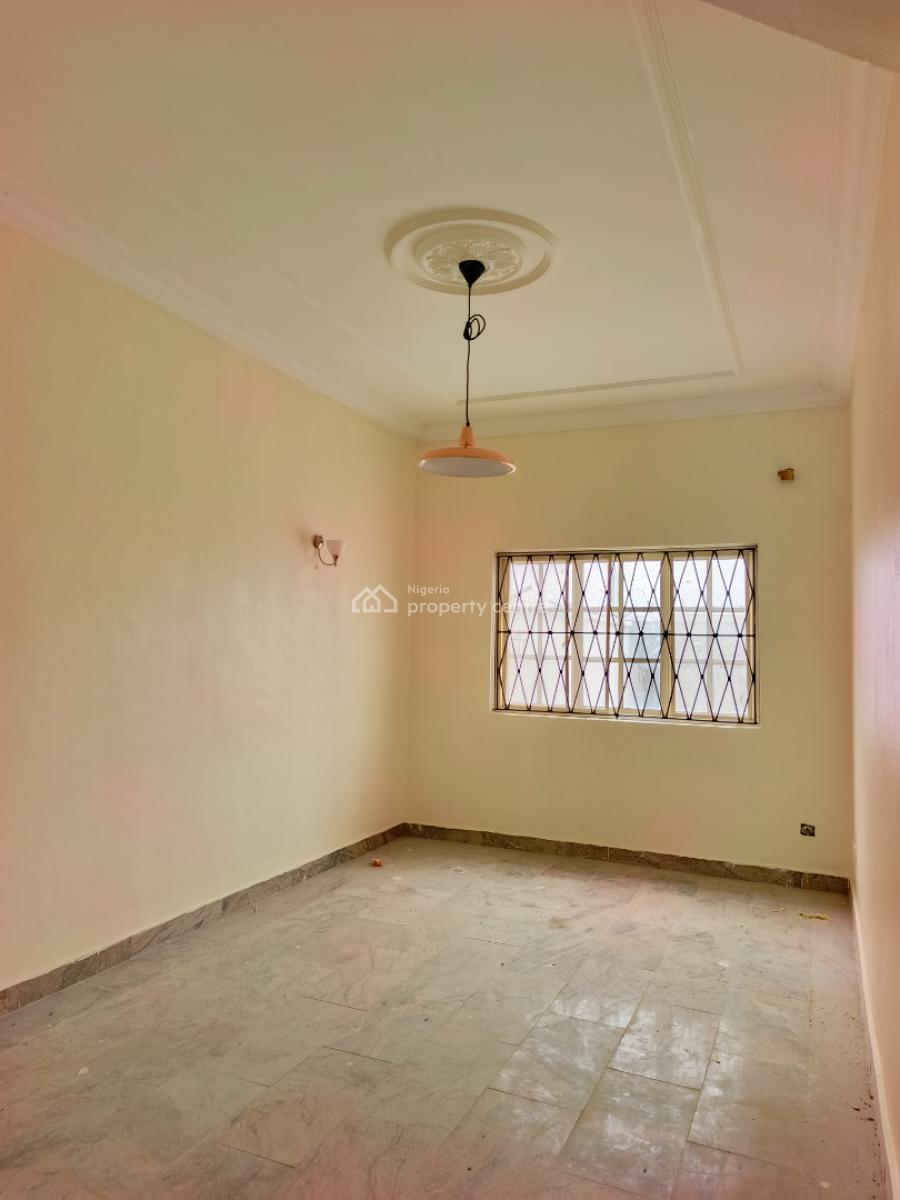 Smart Spacious 5 Bedrooms Fully Detached Duplex with 2 Rooms Bq., in a Very Good Estate at Abraham Adesanya Axis Ajah Lagos., Ajah, Lagos, Semi-detached Duplex for Rent