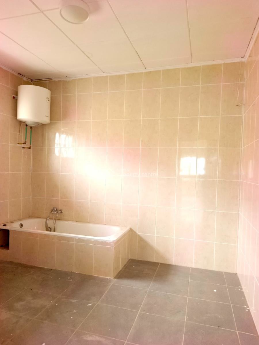 Smart Spacious 5 Bedrooms Fully Detached Duplex with 2 Rooms Bq., in a Very Good Estate at Abraham Adesanya Axis Ajah Lagos., Ajah, Lagos, Semi-detached Duplex for Rent