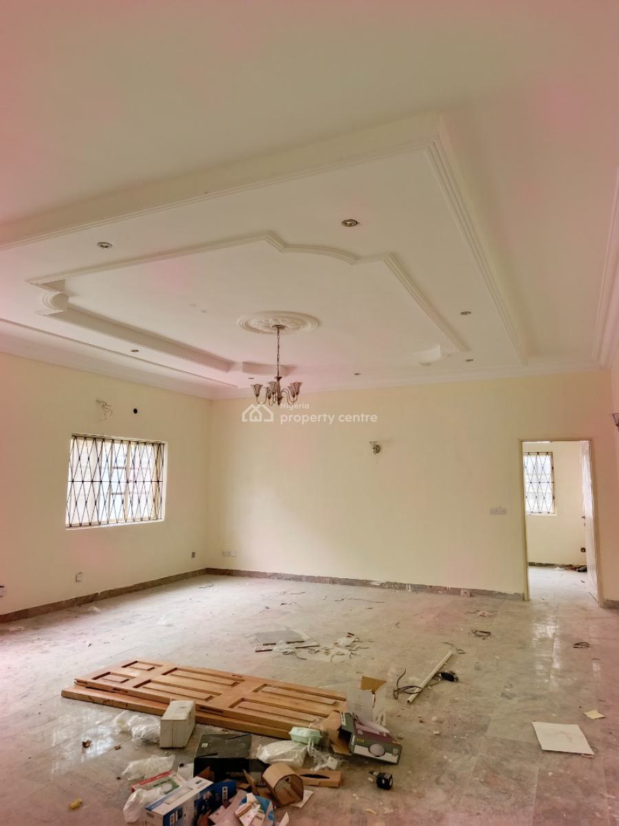 Smart Spacious 5 Bedrooms Fully Detached Duplex with 2 Rooms Bq., in a Very Good Estate at Abraham Adesanya Axis Ajah Lagos., Ajah, Lagos, Semi-detached Duplex for Rent