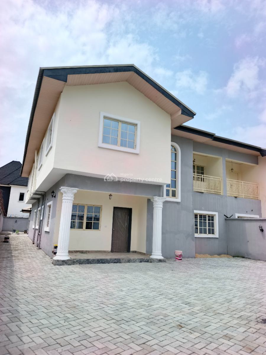 Smart Spacious 5 Bedrooms Fully Detached Duplex with 2 Rooms Bq., in a Very Good Estate at Abraham Adesanya Axis Ajah Lagos., Ajah, Lagos, Semi-detached Duplex for Rent