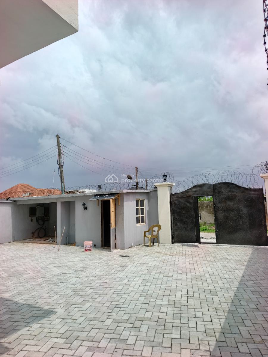 Smart Spacious 5 Bedrooms Fully Detached Duplex with 2 Rooms Bq., in a Very Good Estate at Abraham Adesanya Axis Ajah Lagos., Ajah, Lagos, Semi-detached Duplex for Rent