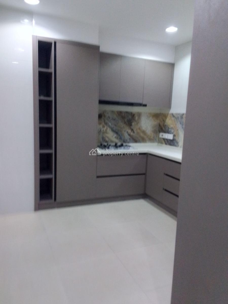 Newly Built and  Tastefully Finished 4bedroom Duplex at Ilupeju, Iluoeju Lagos, Ilupeju, Lagos, Semi-detached Duplex for Rent