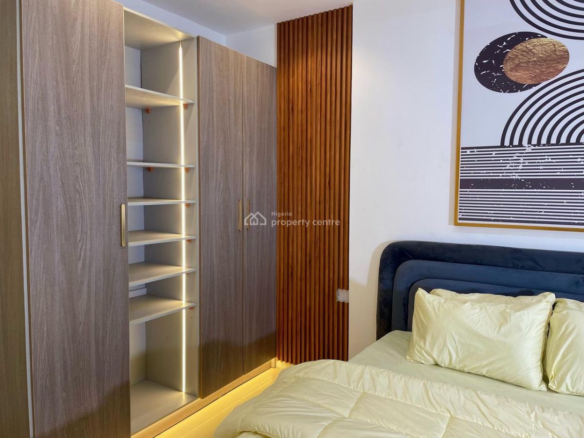 Rainbow Apartments Offers a Luxury 3-bedroom Unit., Ikeja Gra, Ikeja, Lagos, Flat / Apartment Short Let