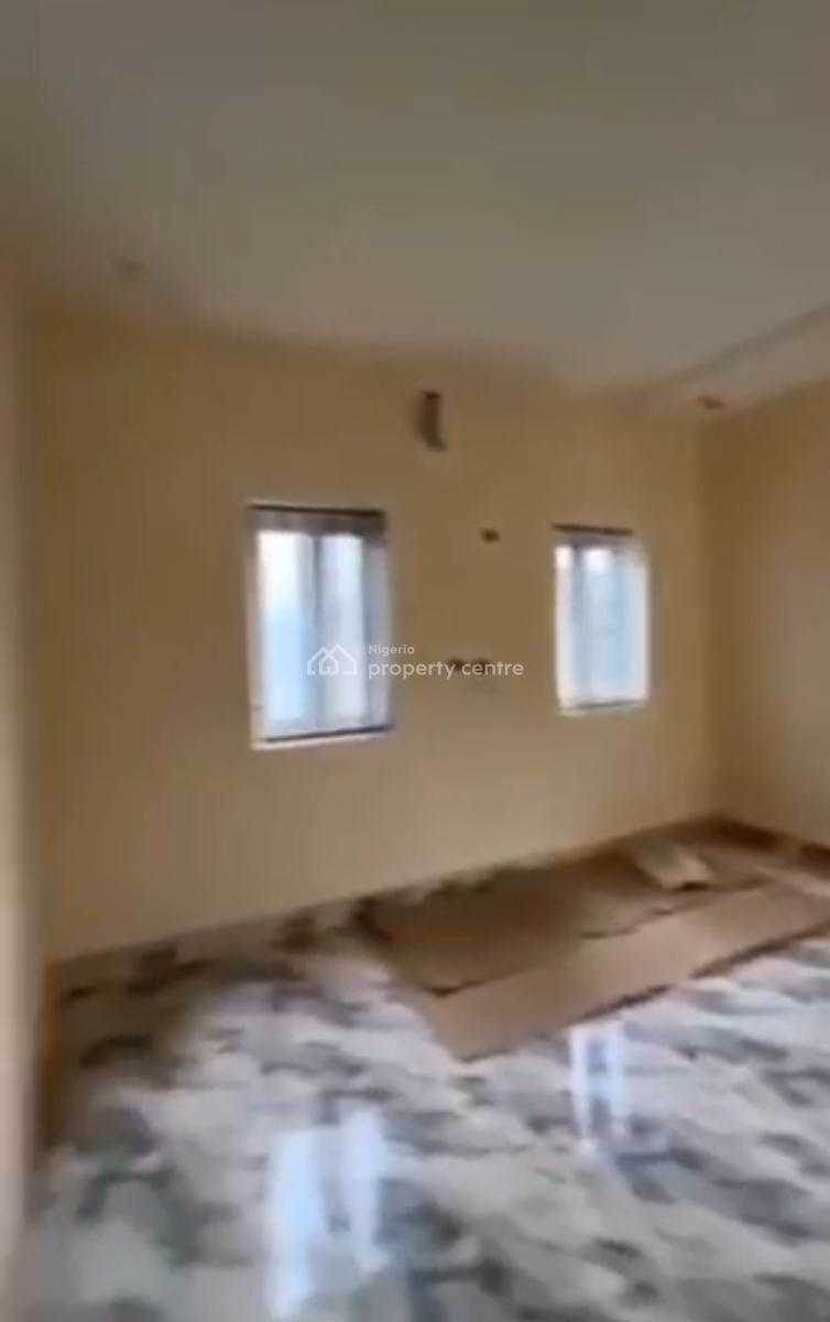 Distressed 3bedroom Flat in Jahi Abuja, Jahi, Abuja, Block of Flats for Sale
