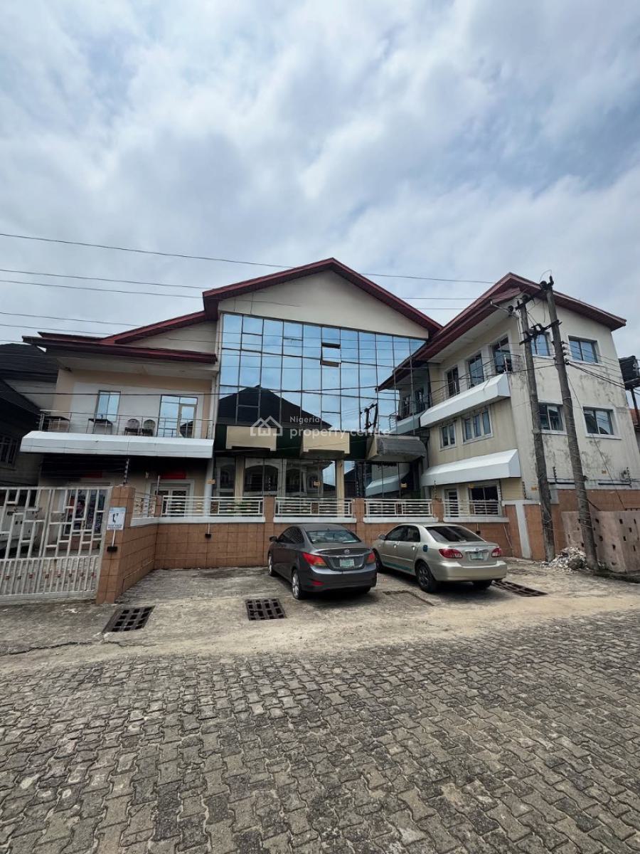 Fully Furnished 18 Rooms Hotel Wt. Conference Hall, Massive Etc, New Gra Port Harcourt, Gra Phase 1, Port Harcourt, Rivers, Hotel / Guest House for Sale