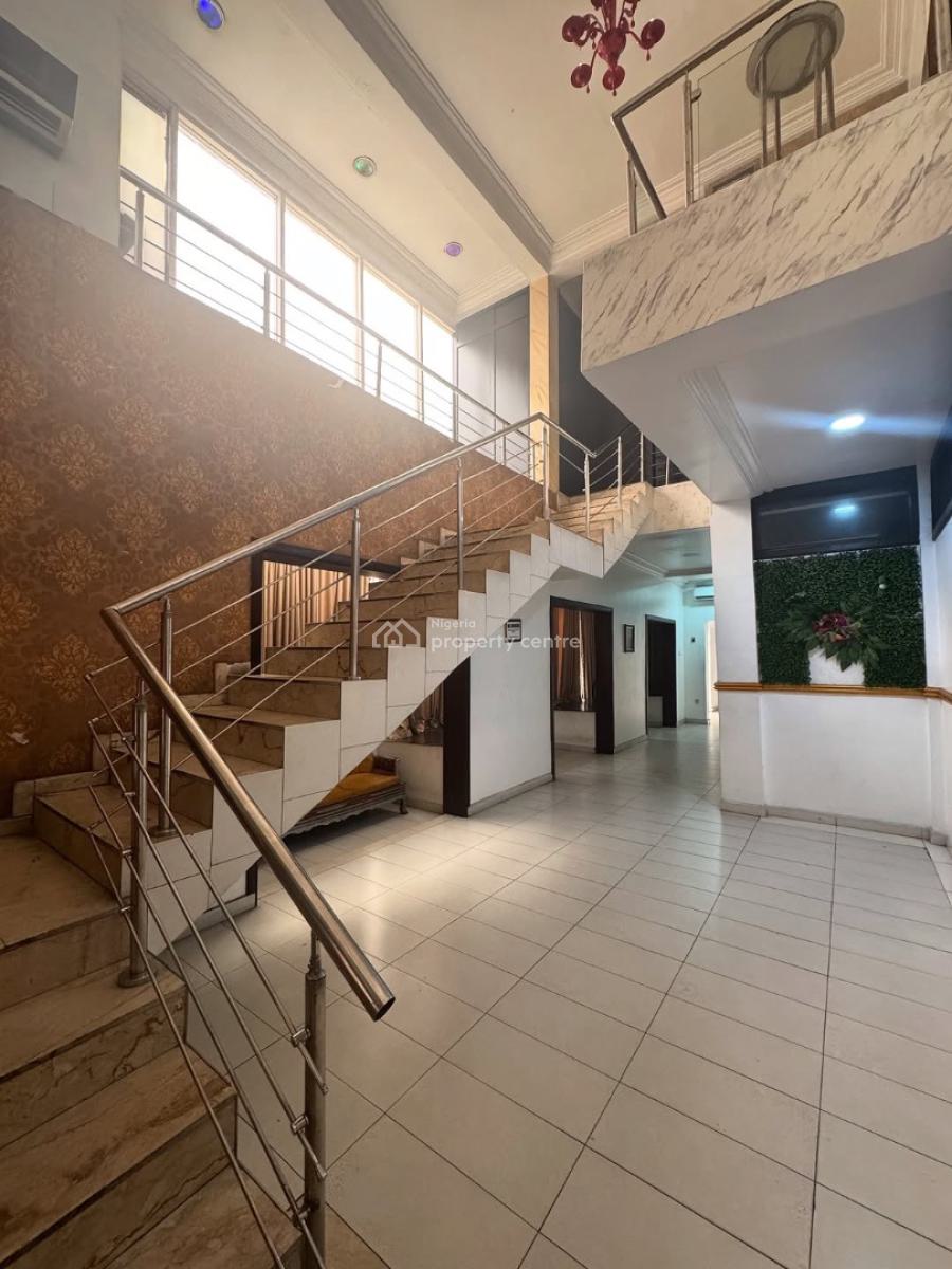 Fully Furnished 18 Rooms Hotel Wt. Conference Hall, Massive Etc, New Gra Port Harcourt, Gra Phase 1, Port Harcourt, Rivers, Hotel / Guest House for Sale