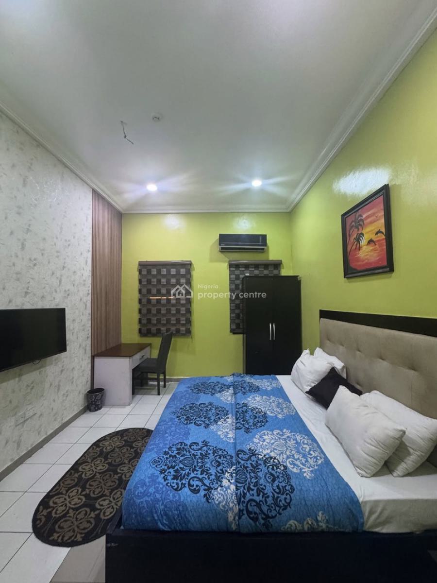 Fully Furnished 18 Rooms Hotel Wt. Conference Hall, Massive Etc, New Gra Port Harcourt, Gra Phase 1, Port Harcourt, Rivers, Hotel / Guest House for Sale