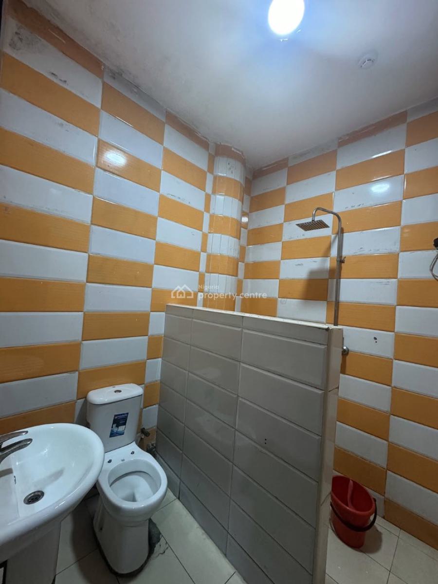 Fully Furnished 18 Rooms Hotel Wt. Conference Hall, Massive Etc, New Gra Port Harcourt, Gra Phase 1, Port Harcourt, Rivers, Hotel / Guest House for Sale