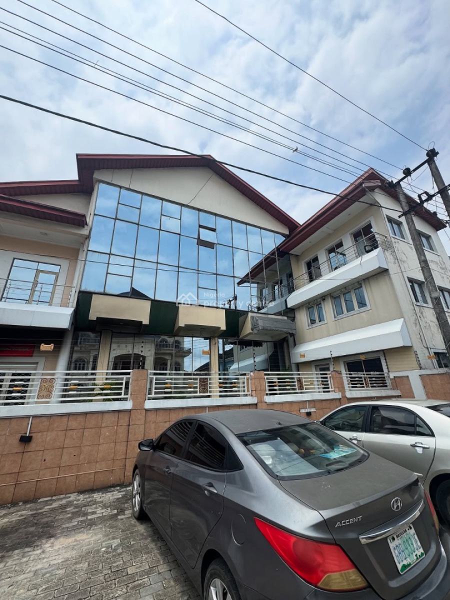 Fully Furnished 18 Rooms Hotel Wt. Conference Hall, Massive Etc, New Gra Port Harcourt, Gra Phase 1, Port Harcourt, Rivers, Hotel / Guest House for Sale