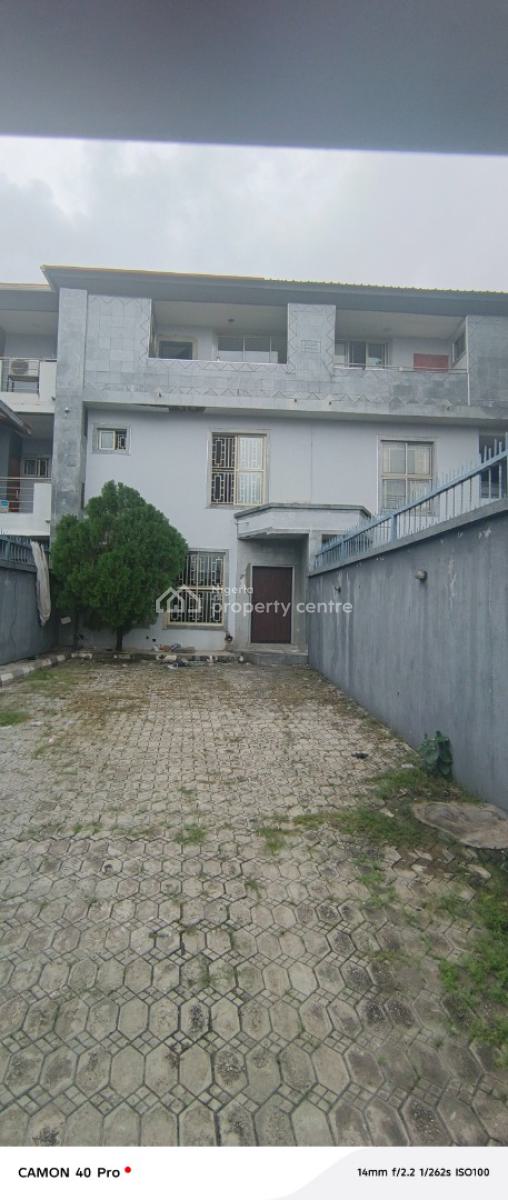 Luxury 5bedroom Terrace Duplex in in Lekki Phase 1, Off Wole Olateju Street, Lekki Phase 1, Lekki, Lagos, Terraced Duplex for Rent