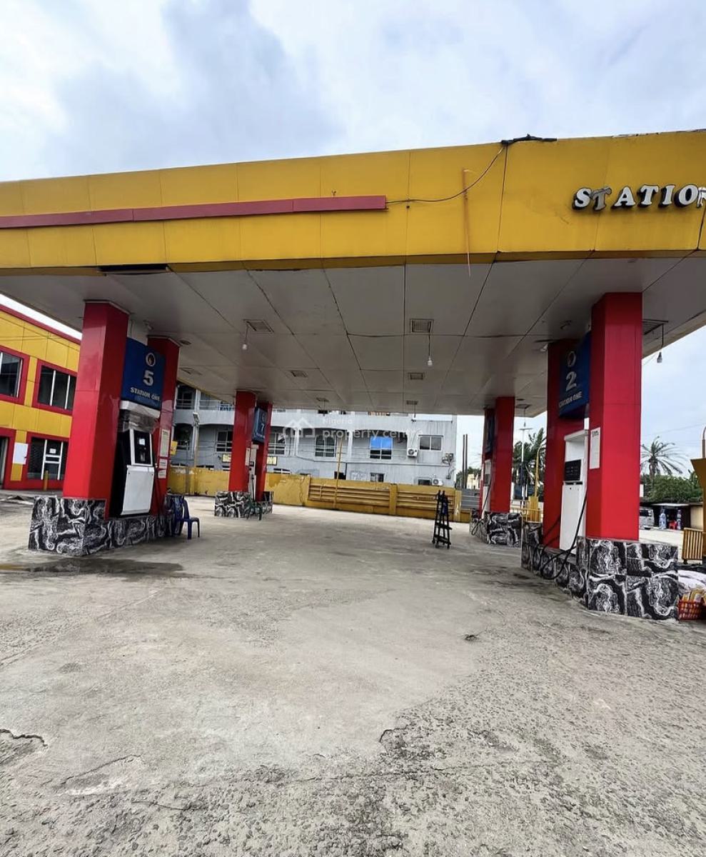 Fully Functional 6 Pump Fuel Station, Obi Wali Road, Rumuigbo, Port Harcourt, Port Harcourt, Rivers, Filling Station for Sale