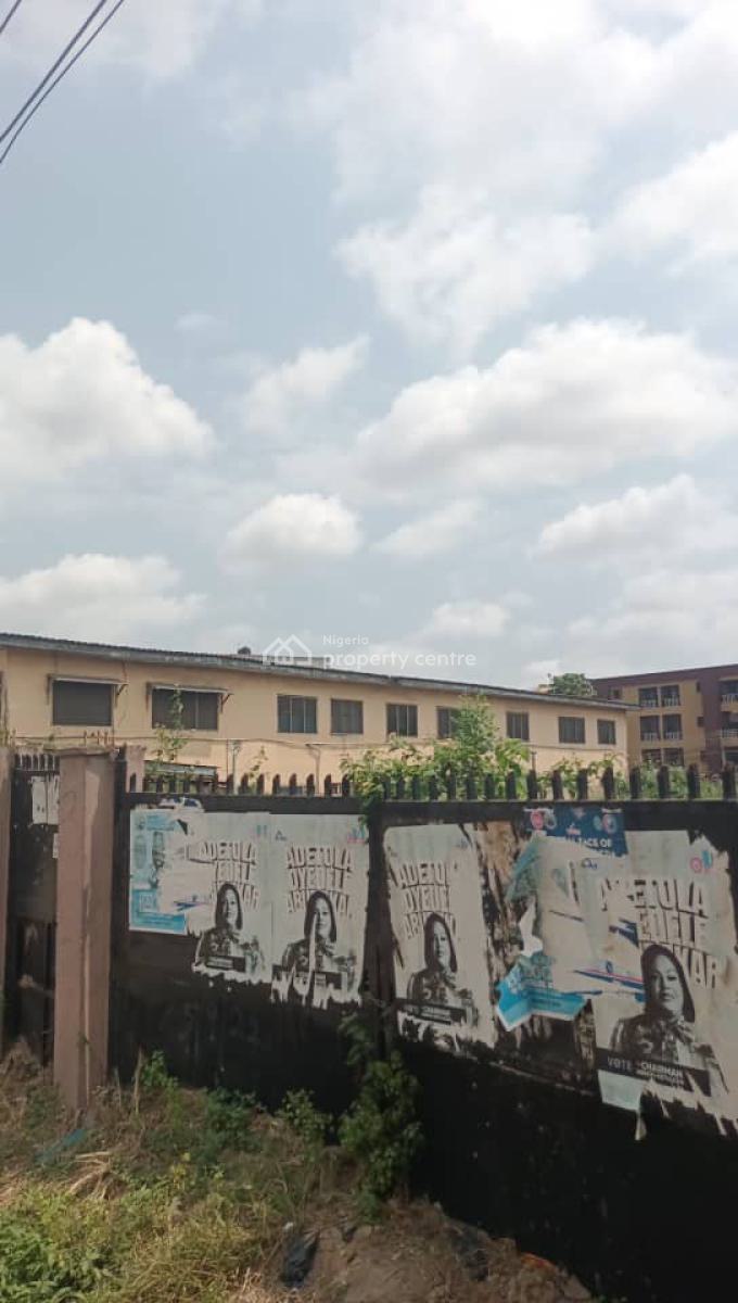 Bareland Fenced Round with Gate Measuring 852.55sqm   with Registered, Alapere, Ketu, Lagos, Mixed-use Land for Sale