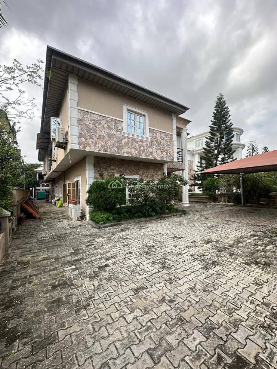 Luxury 4 Bedroom Fully Detached House with Bq in a Service Estate, Carlton Gate Estate Off Chevron Drive, Lekki Phase 2, Lekki, Lagos, Detached Duplex for Sale