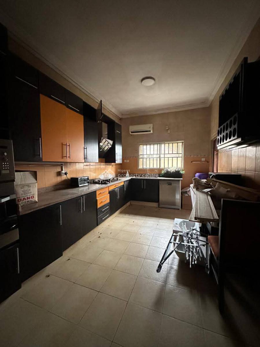 Luxury 4 Bedroom Fully Detached House with Bq in a Service Estate, Carlton Gate Estate Off Chevron Drive, Lekki Phase 2, Lekki, Lagos, Detached Duplex for Sale