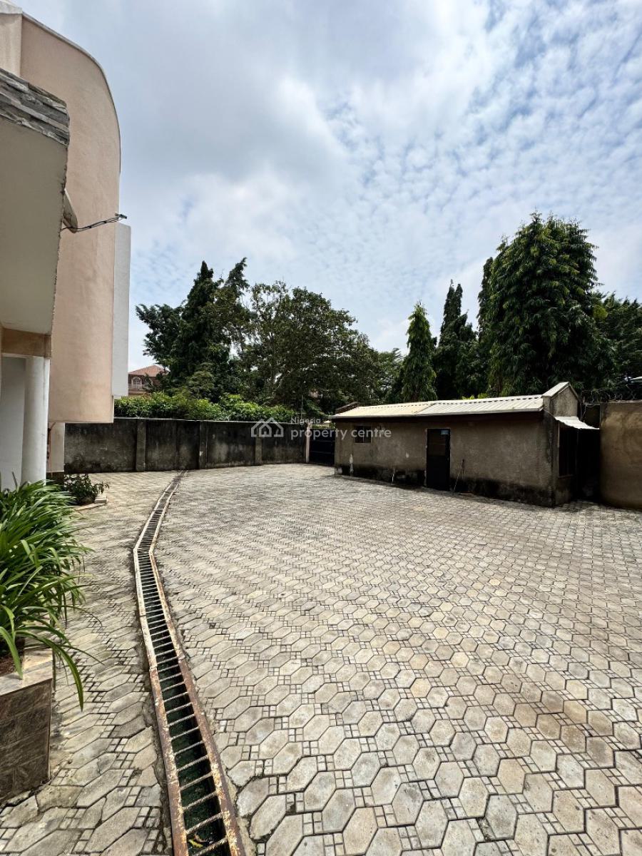 5 Bedrooms Semi Detached Duplex with Bq & Gate House, Wuse 2, Wuse 2, Abuja, Semi-detached Duplex for Rent