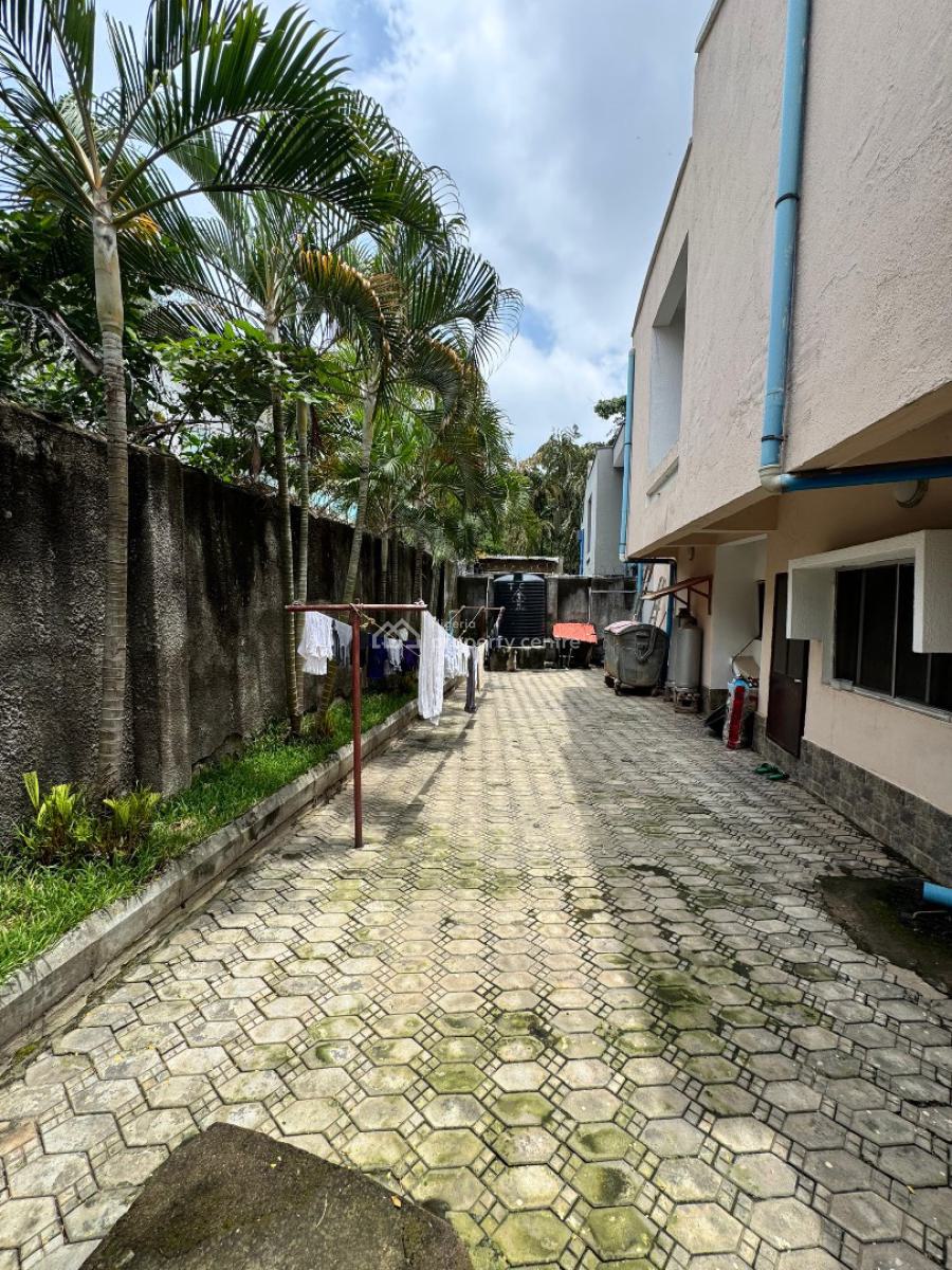 5 Bedrooms Semi Detached Duplex with Bq & Gate House, Wuse 2, Wuse 2, Abuja, Semi-detached Duplex for Rent