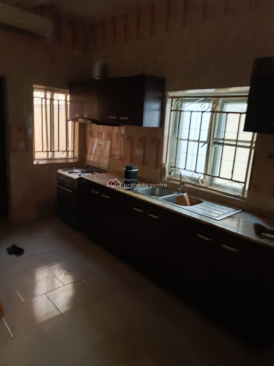Four Bedroom Fully Detached Duplex with Two Room Bw, Before Chevron Drive Off Alpha Beach Lekki Lagos, Lekki Phase 1, Lekki, Lagos, Detached Duplex for Rent