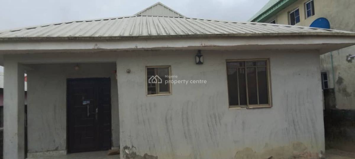 Bungalow with 2bedoom Flat & 2 Units of Self Contains, Ona Osa, Ibeju Lekki, Lagos, Detached Bungalow for Sale