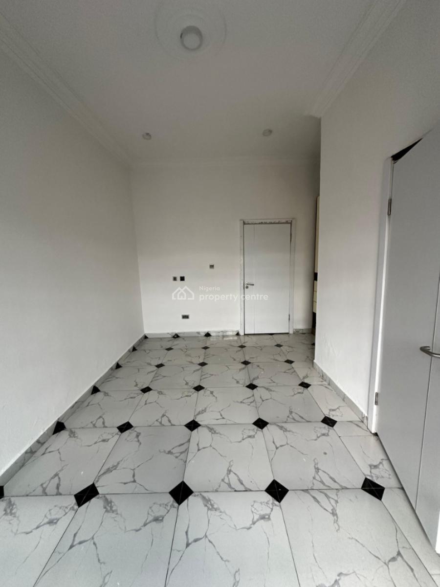 2bedroom Flat with Balcony in a Secured Estate, Lekki, Lagos, Flat / Apartment for Rent