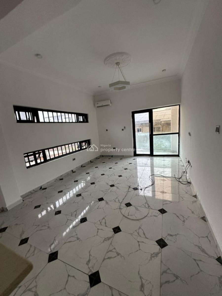 2bedroom Flat with Balcony in a Secured Estate, Lekki, Lagos, Flat / Apartment for Rent