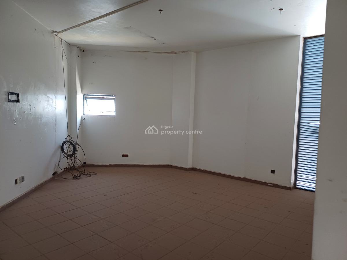 403sqm Office Space in a Strategic Location, Zone 4, Wuse, Abuja, Office Space for Rent
