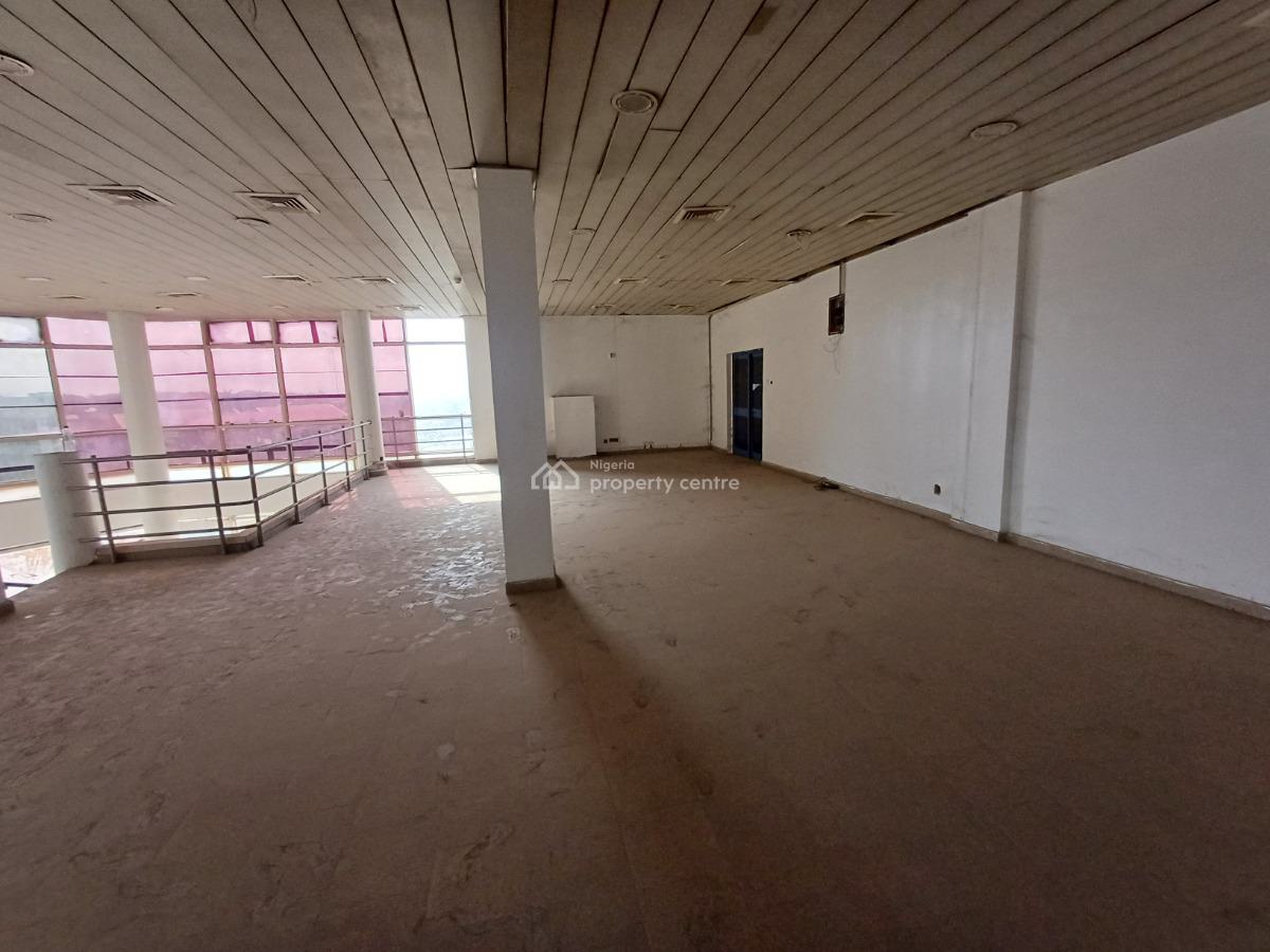 403sqm Office Space in a Strategic Location, Zone 4, Wuse, Abuja, Office Space for Rent