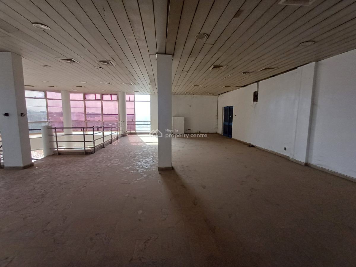 403sqm Office Space in a Strategic Location, Zone 4, Wuse, Abuja, Office Space for Rent