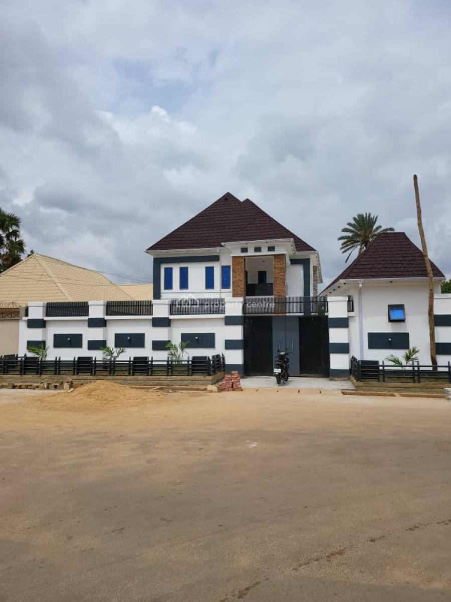6 Bedrooms Fully Detached, Doubles By Queen Amina, Unguwar Rimi, Kaduna North, Kaduna, Detached Duplex for Sale