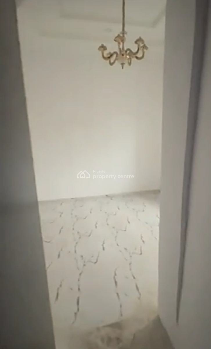 Spacious 1 Bedroom Apartment + Video Available, Kunsela Road, Ikate, Lekki, Lagos, Mini Flat (room and Parlour) for Rent