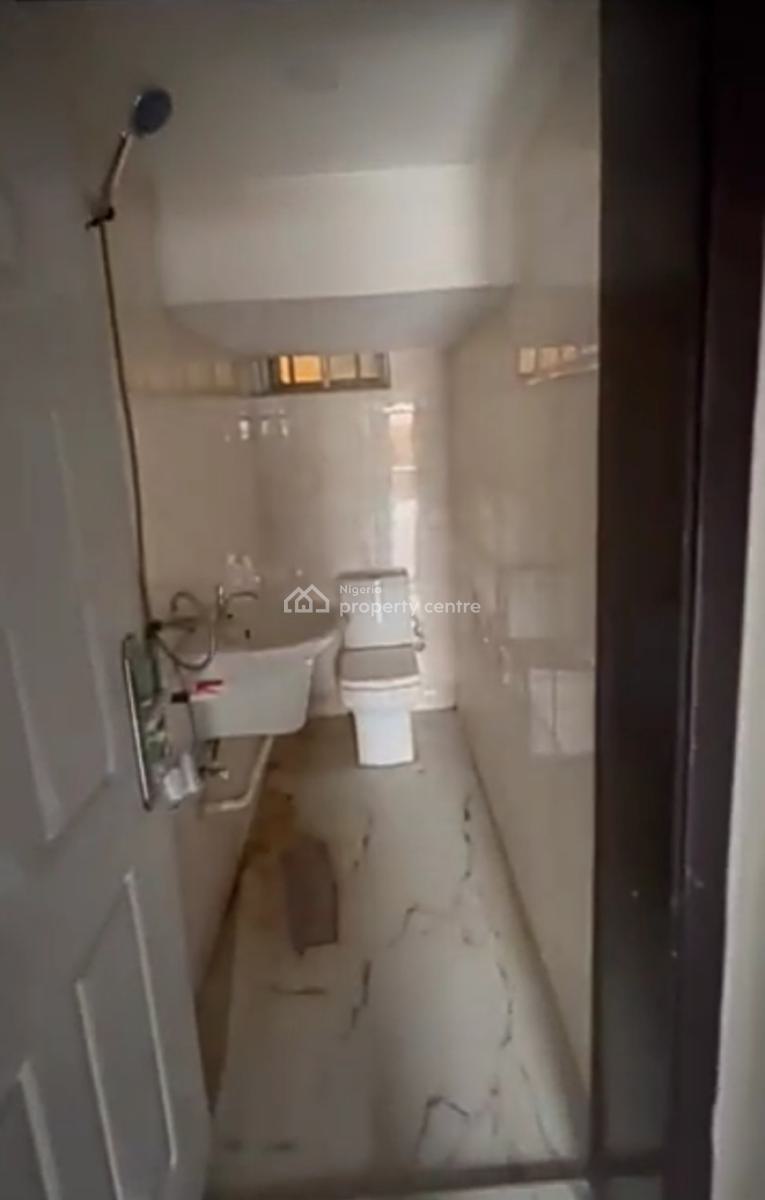 Spacious 1 Bedroom Apartment + Video Available, Kunsela Road, Ikate, Lekki, Lagos, Mini Flat (room and Parlour) for Rent