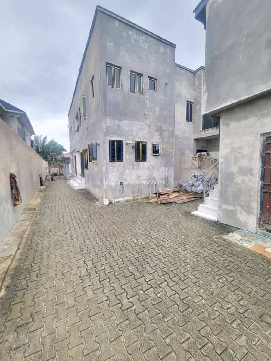 Clean and Sharp Room and Parlor Apartment, Royal Palmwill Estate, Ajah, Lagos, Flat / Apartment for Rent