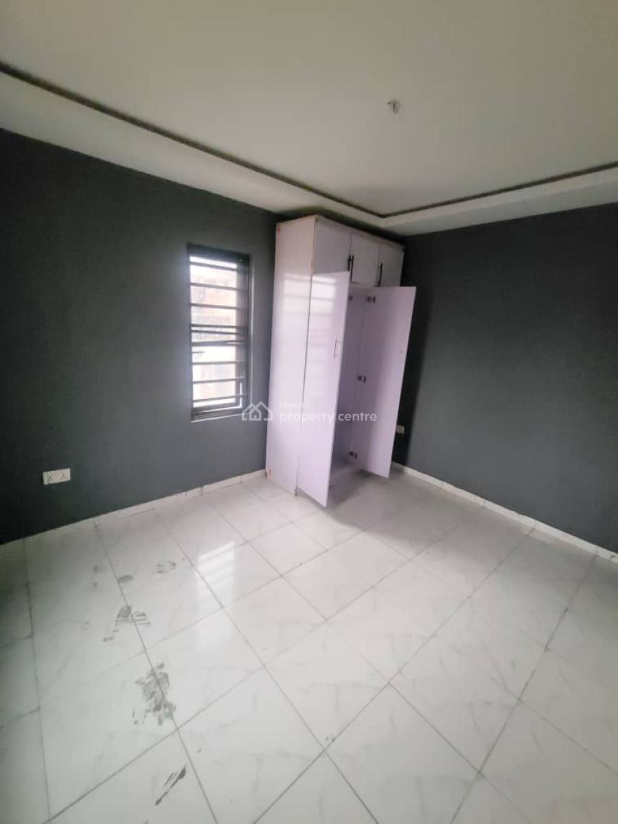 Clean and Sharp Room and Parlor Apartment, Royal Palmwill Estate, Ajah, Lagos, Flat / Apartment for Rent