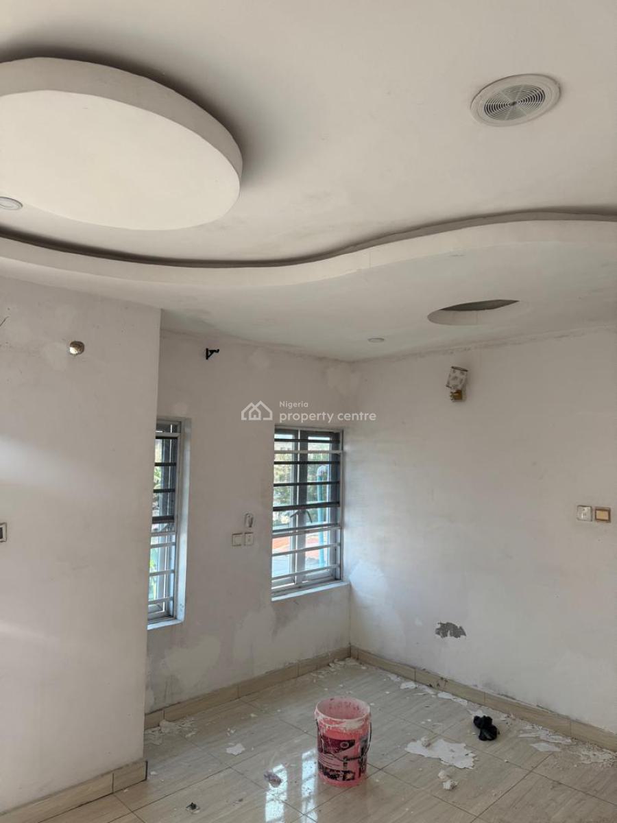 Luxurious 3bedroom Terrace at Ajah Ilaje Off Mobil Road, Maroko Ajah Ilaje Off Mobil Road, Ajah, Lagos, Terraced Duplex for Rent