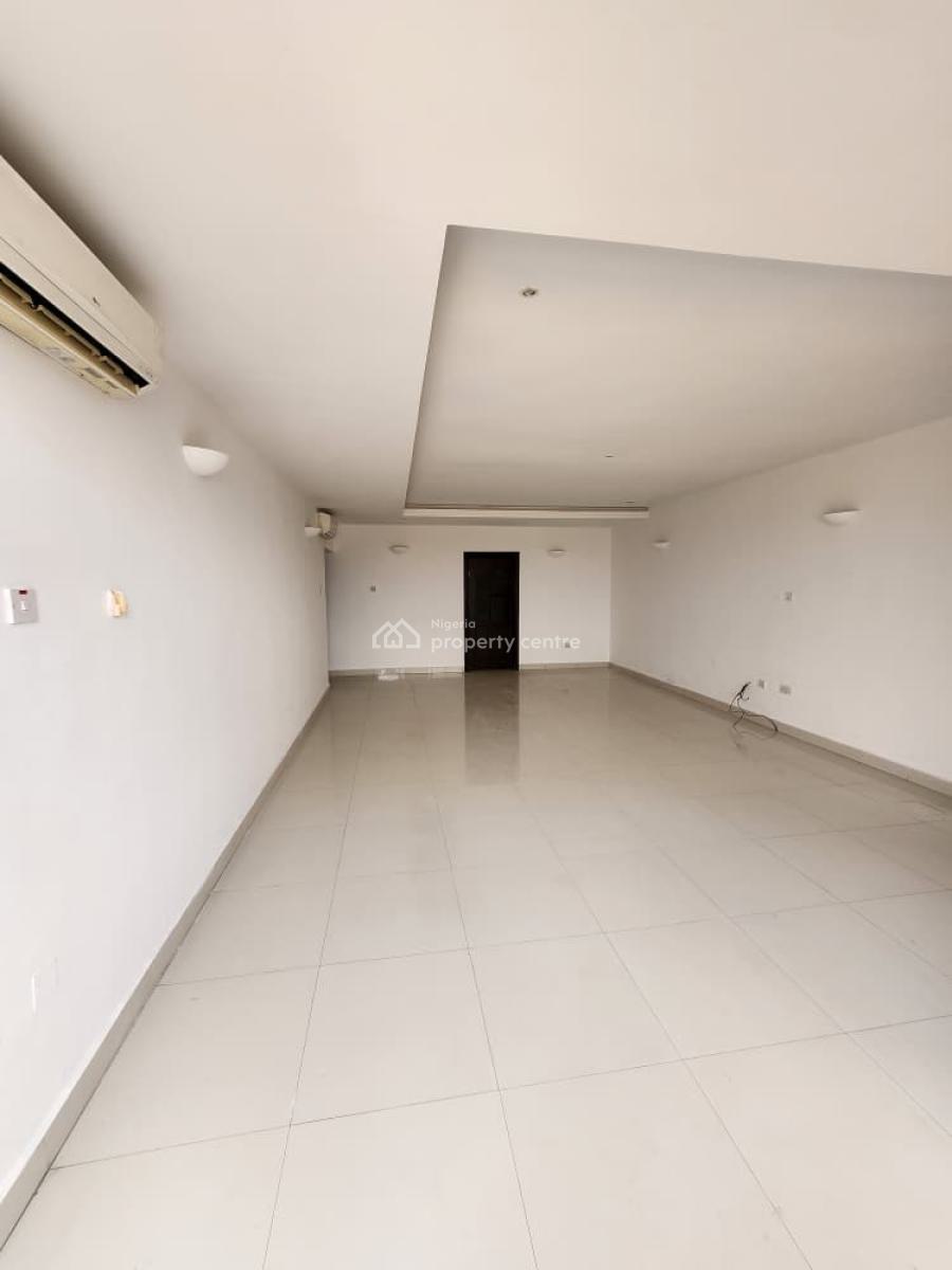 Spacious  3-bedroom Penthouse with Bq and Pool, Lekki Phase 1, Lekki Phase 1, Lekki, Lagos, Flat / Apartment for Rent