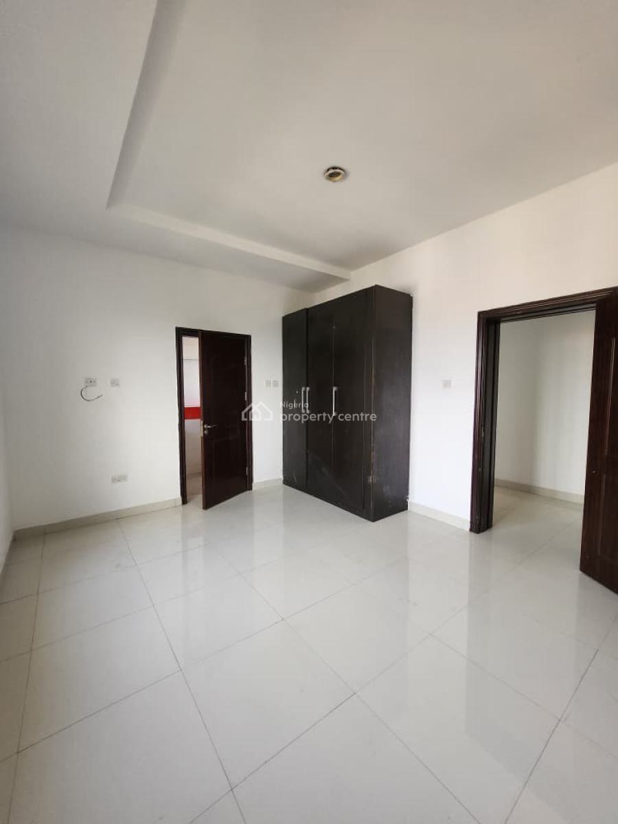 Spacious  3-bedroom Penthouse with Bq and Pool, Lekki Phase 1, Lekki Phase 1, Lekki, Lagos, Flat / Apartment for Rent