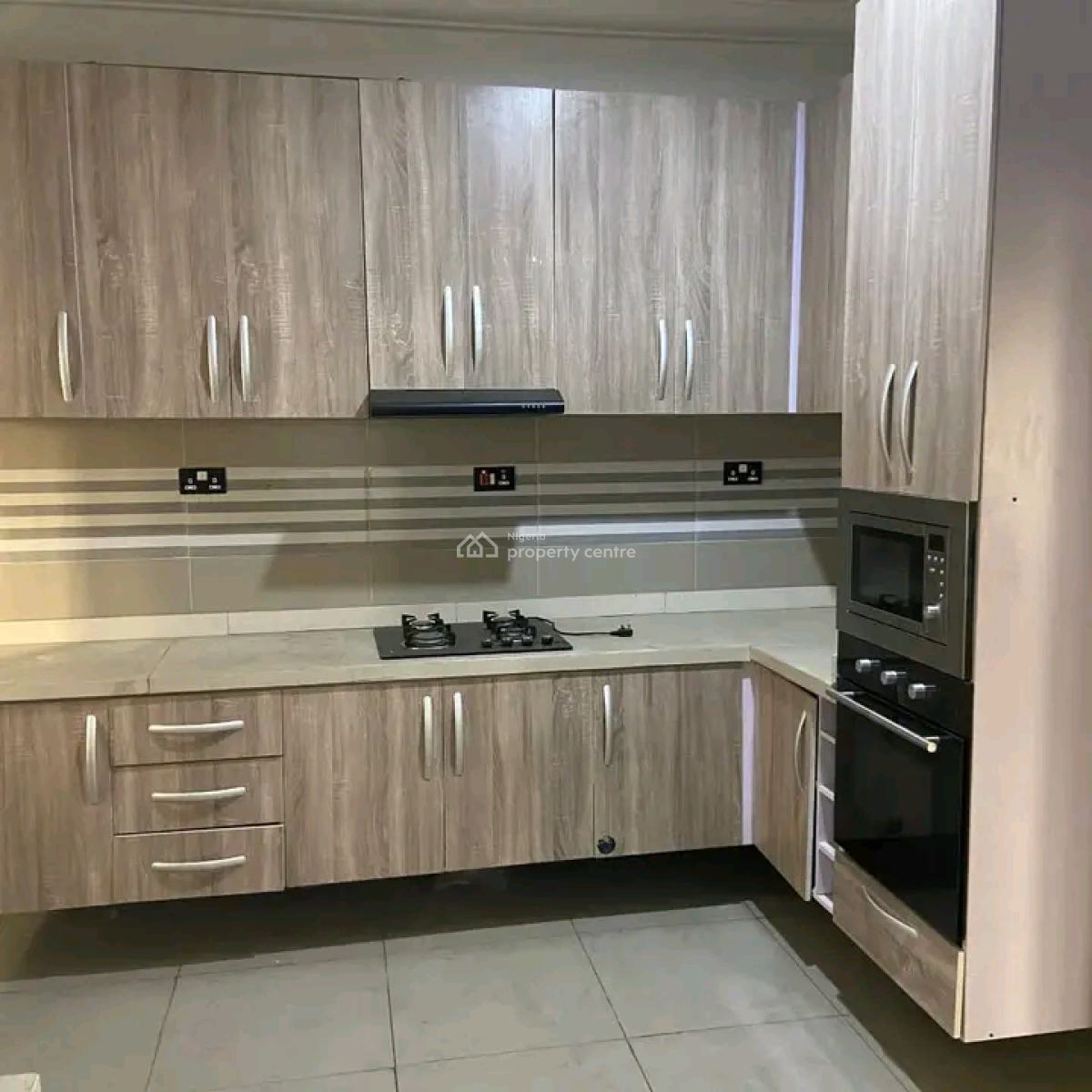 Clean 3 Bedroom Terrace Duplex with Bq in a Gated Court, in a Gated Court, Lekki Phase 1, Lekki, Lagos, Terraced Duplex for Rent