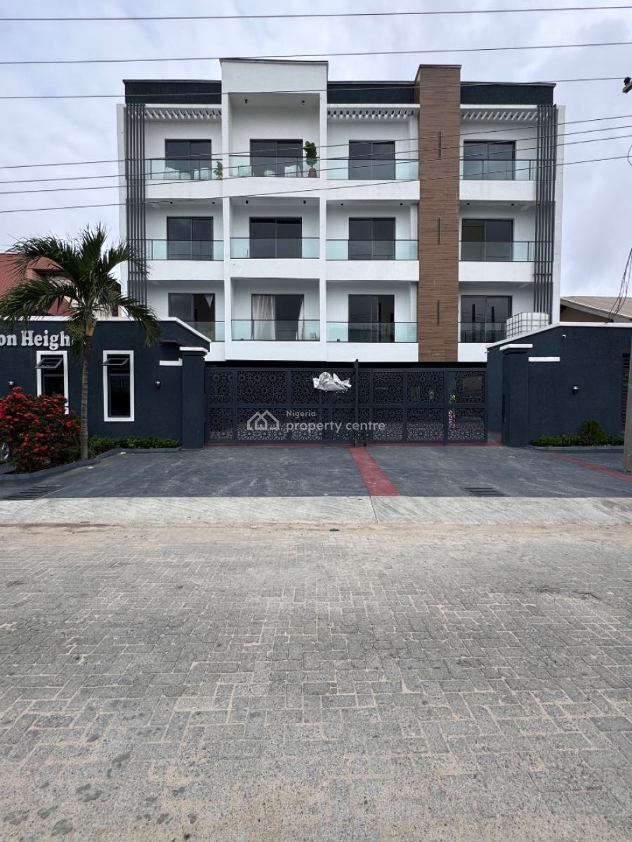 3bedroom Apartment with Pool and Gym, Lekki Phase One, Lekki, Lagos, Flat / Apartment for Rent